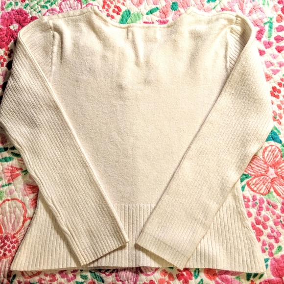 K.C PARKER V-Neck White Sweater - Picture 2 of 4